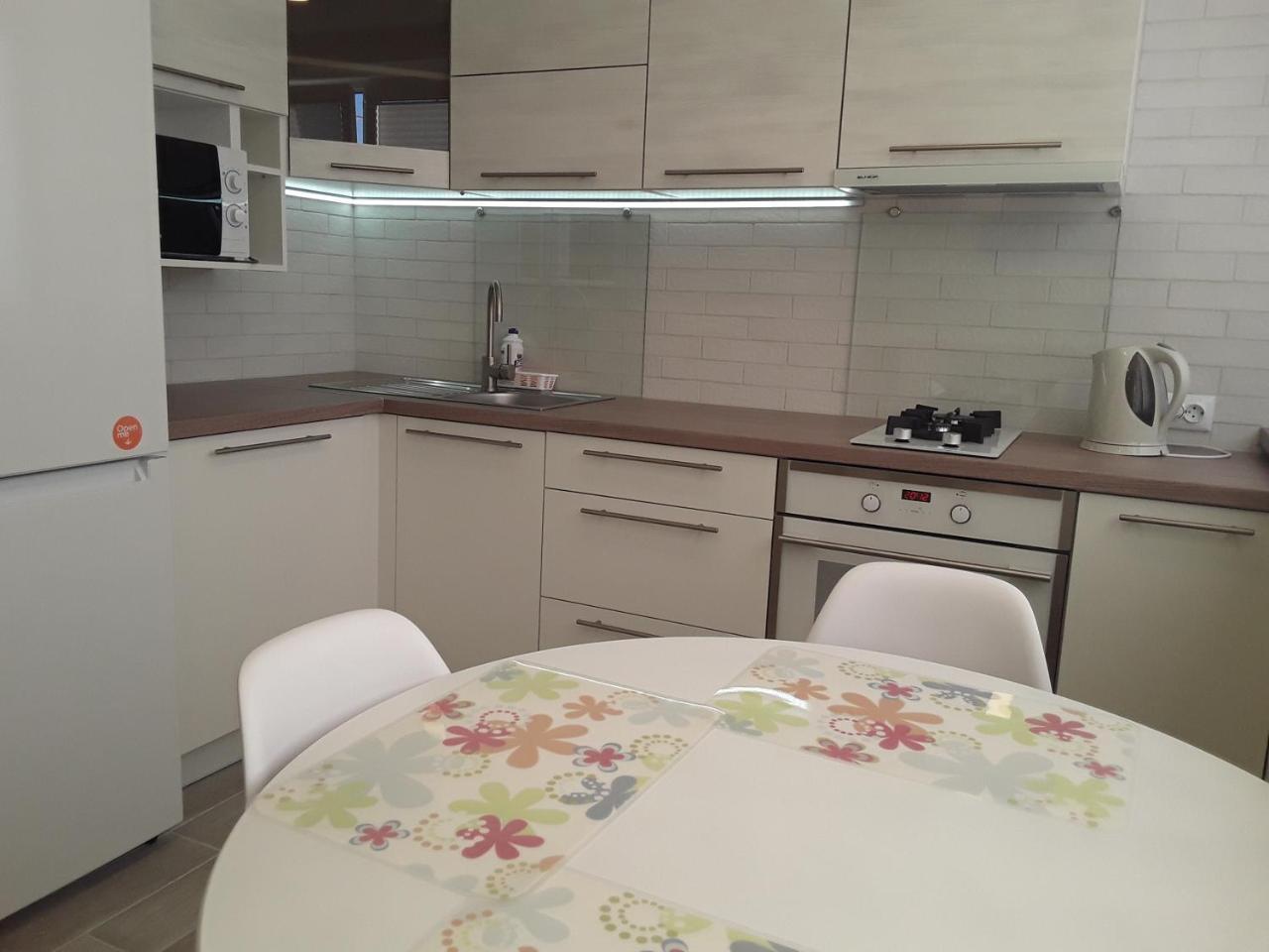 Lbe Apartments Narva Eksteriør bilde